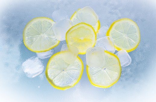 lemons-686918__340.jpg
